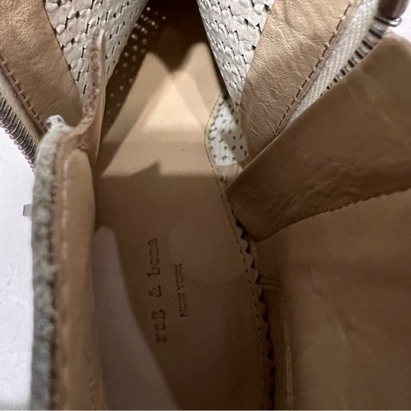 RAGE & BONE MARGOT Laser Cut Booties Ankle Boots 38.5 8.5 - Picture 16 of 16